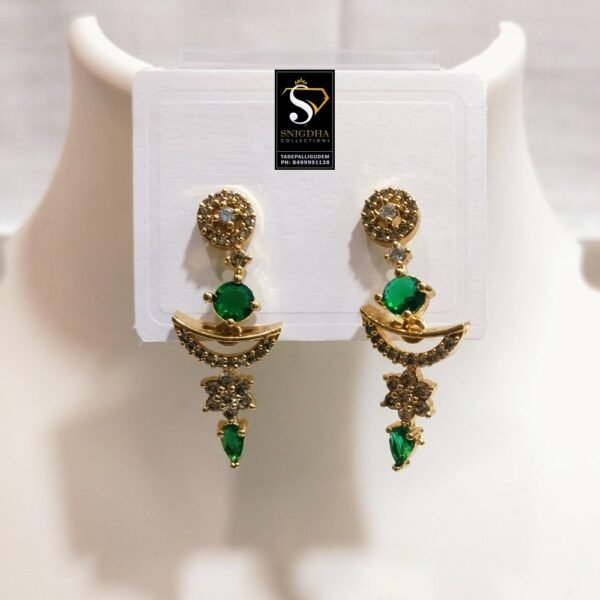 White& Green stone's beautiful Earrings