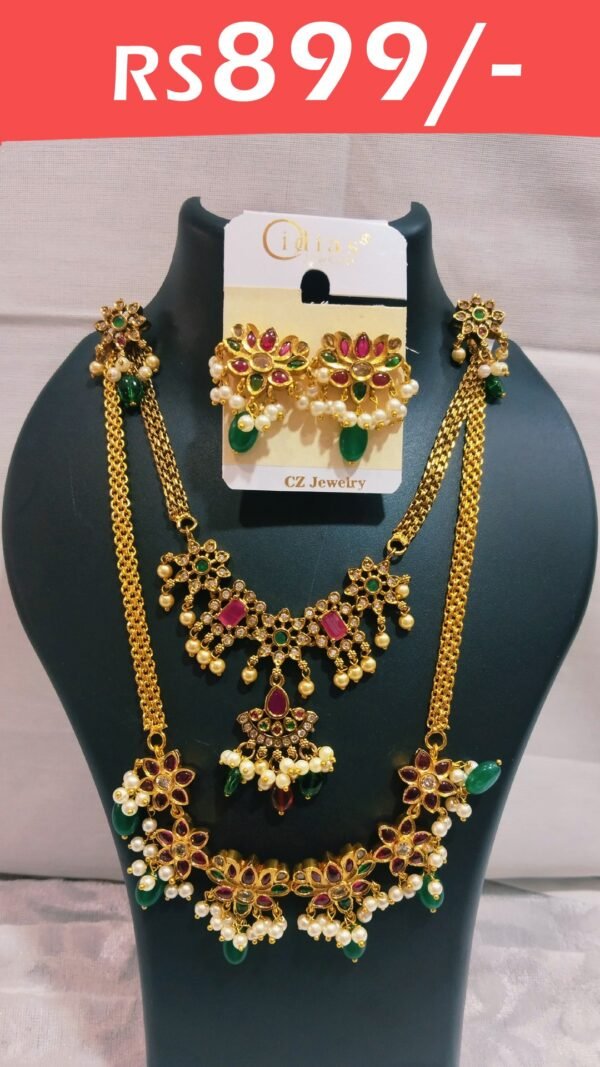 Beautiful matfinsh 2necksets